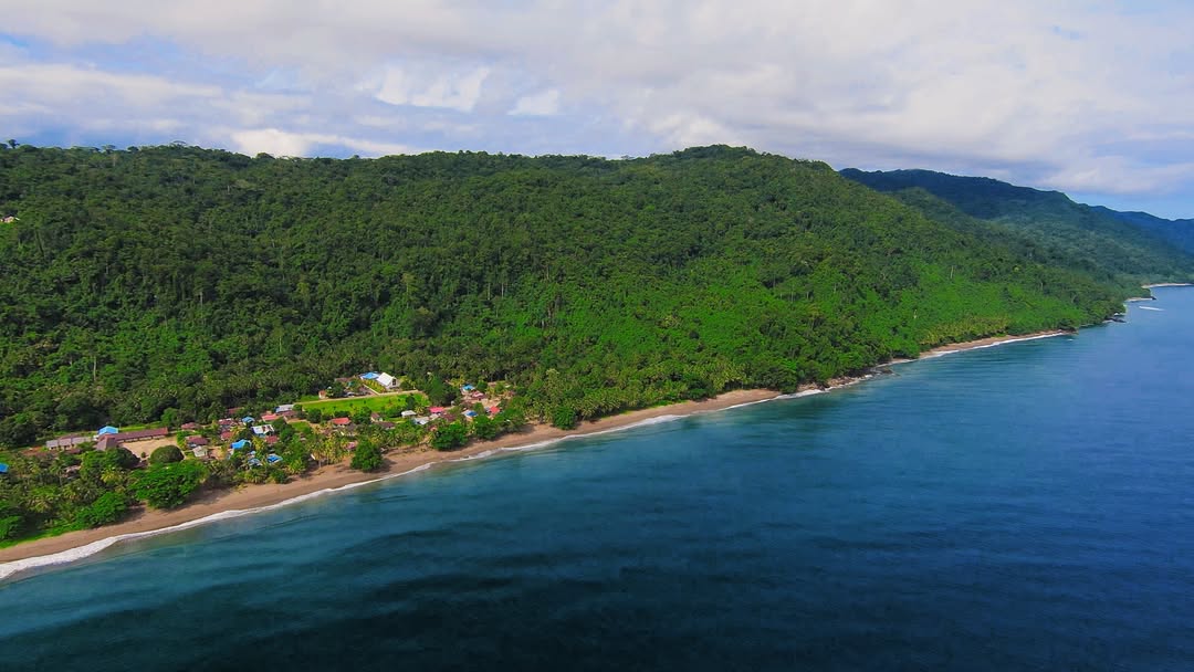 Pantai Della 2